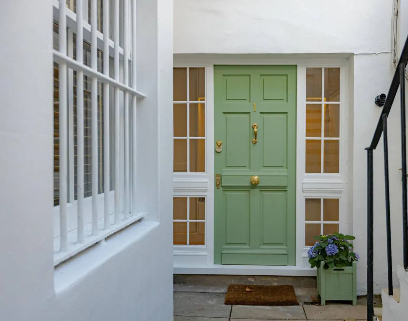 Panelling and doors, completed installation by Structure and Style Ltd, photograph 21