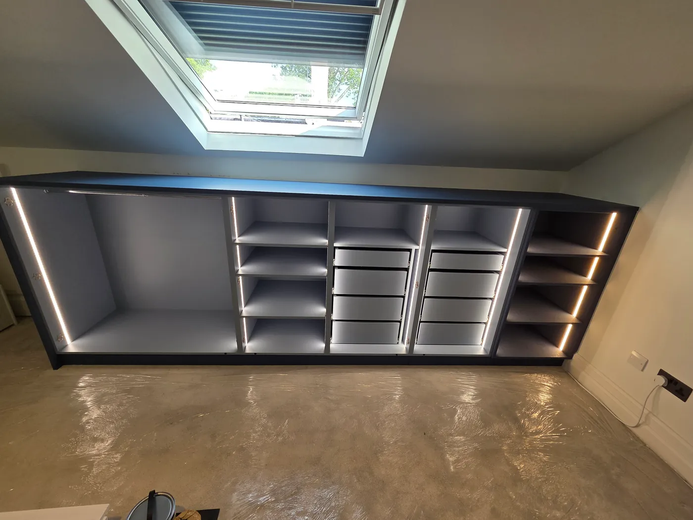 Fitted wardrobes, completed installation by Structure and Style Ltd, photograph 19