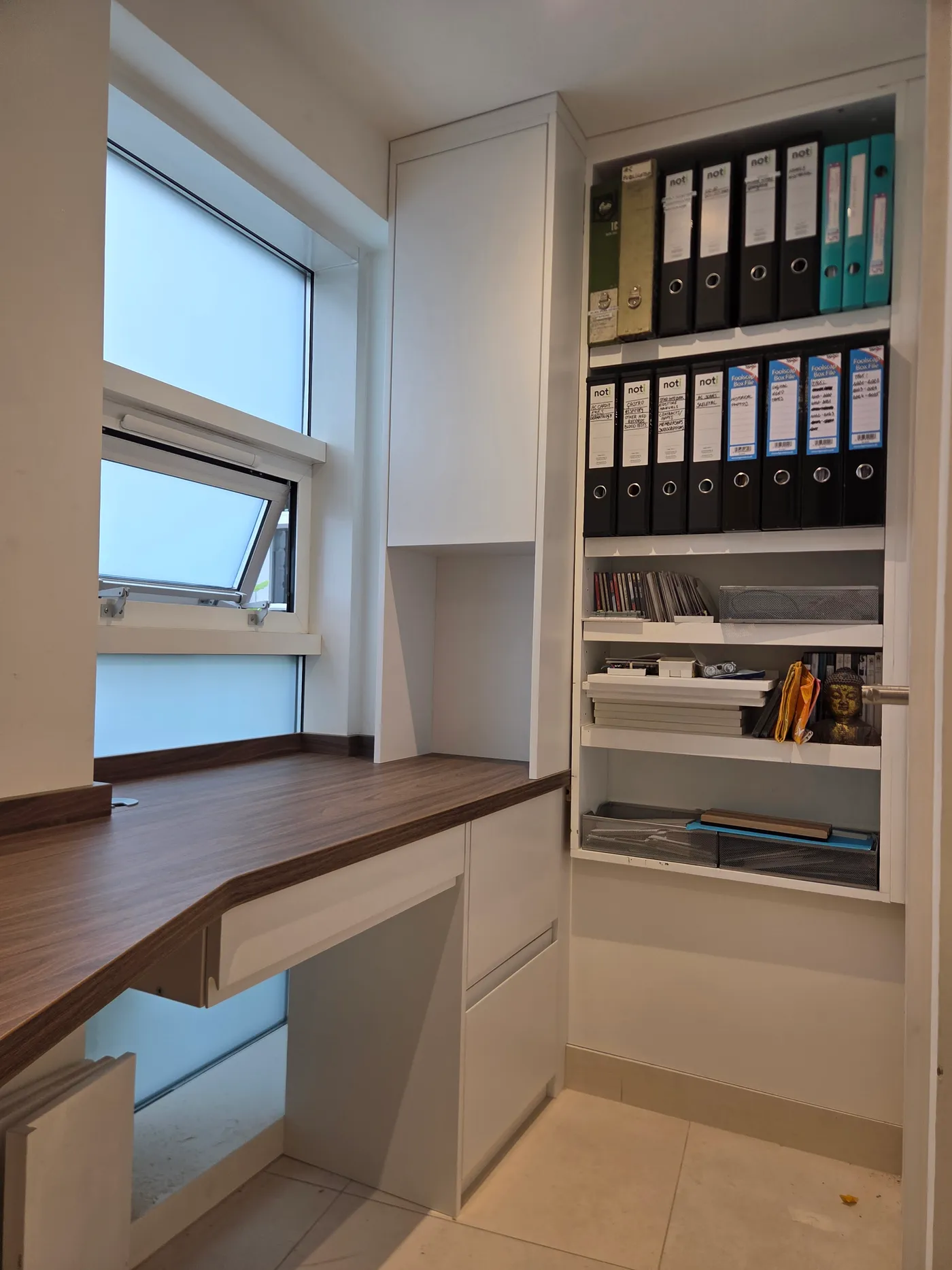 Home office, completed installation by Structure and Style Ltd, photograph 13